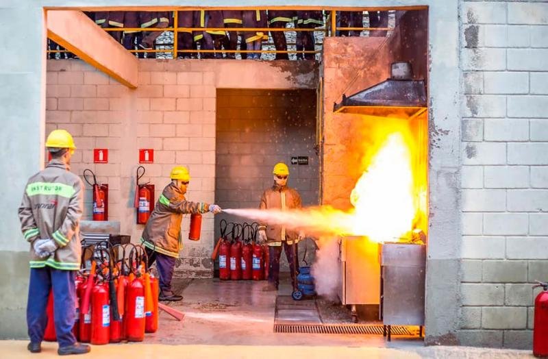 Treinamentos de Proteção contra Incêndios - DAUAR MEDTRA